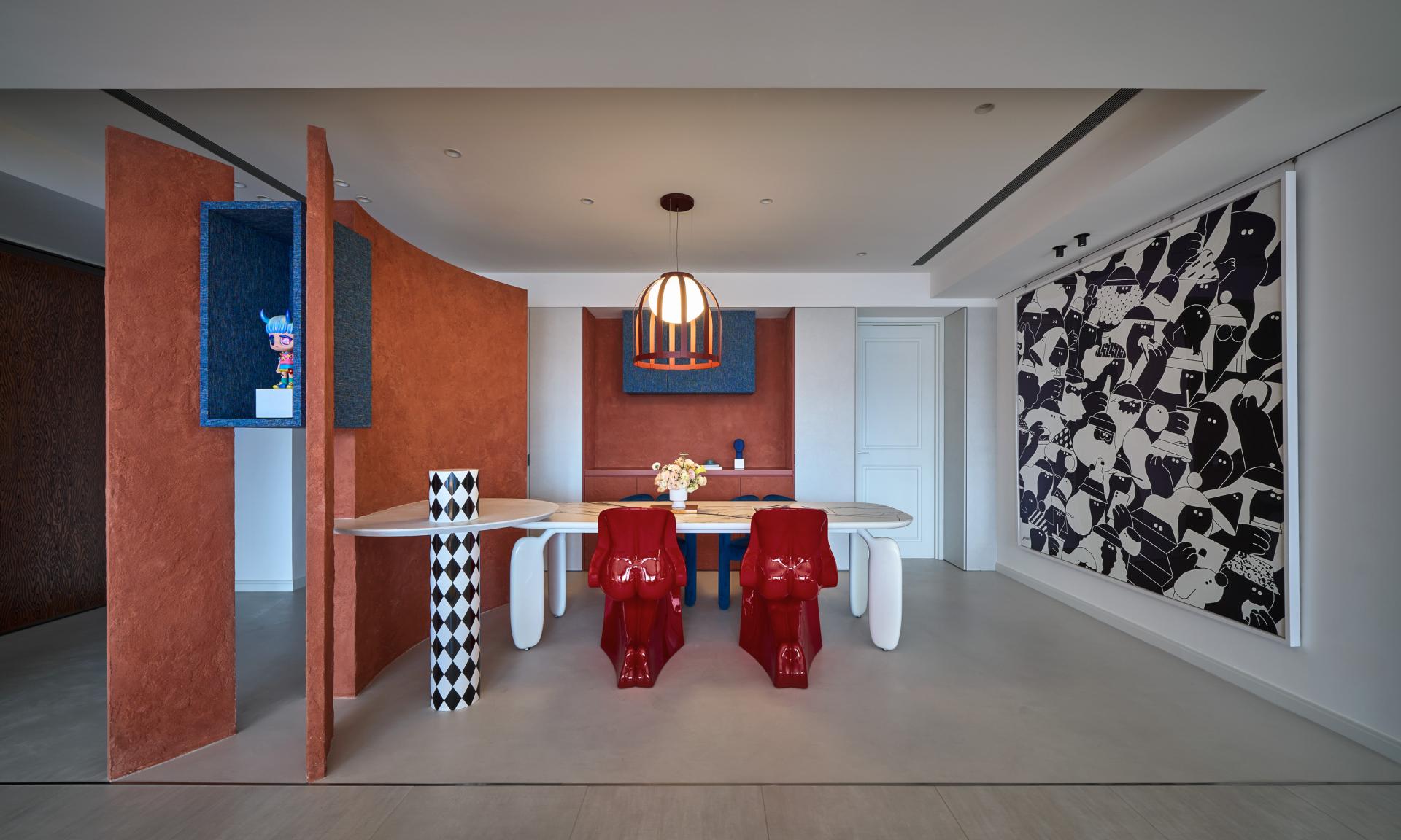 Residential - Living with Art