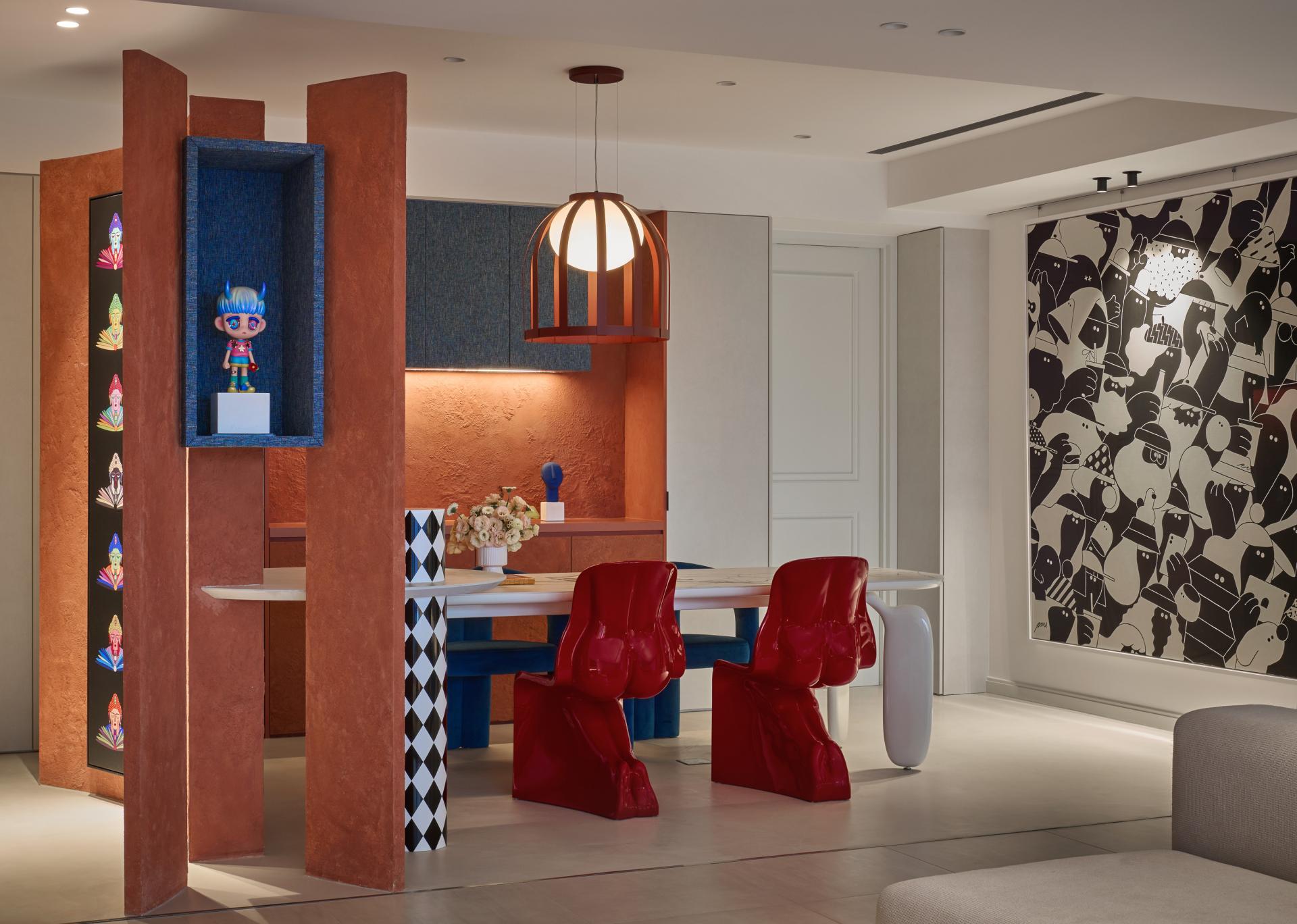Residential - Living with Art